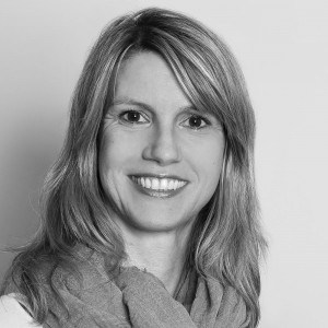 Carolin Feig kuemmert sich um Loehne und Gehaelter in der FEIG-Gerueste-GmbH.